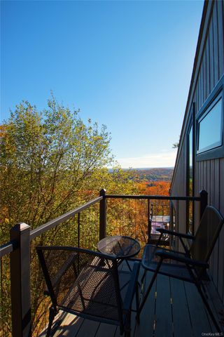 26 Summit Circle Drive, Mahopac, NY 10541