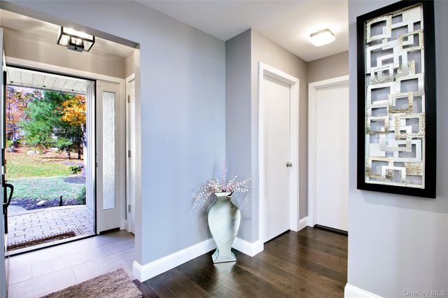 26 Summit Circle Drive, Mahopac, NY 10541