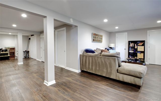 26 Summit Circle Drive, Mahopac, NY 10541