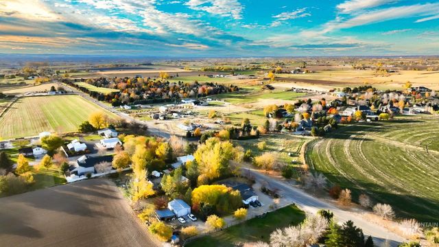 3815 W Columbia Rd., Meridian, ID 83642