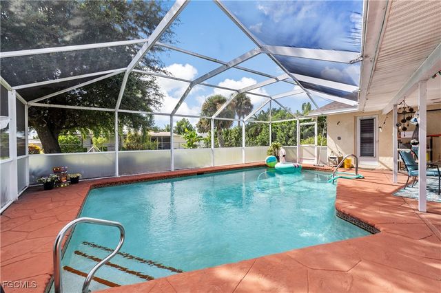 1120 SE 29th TER, Cape Coral, FL 33904