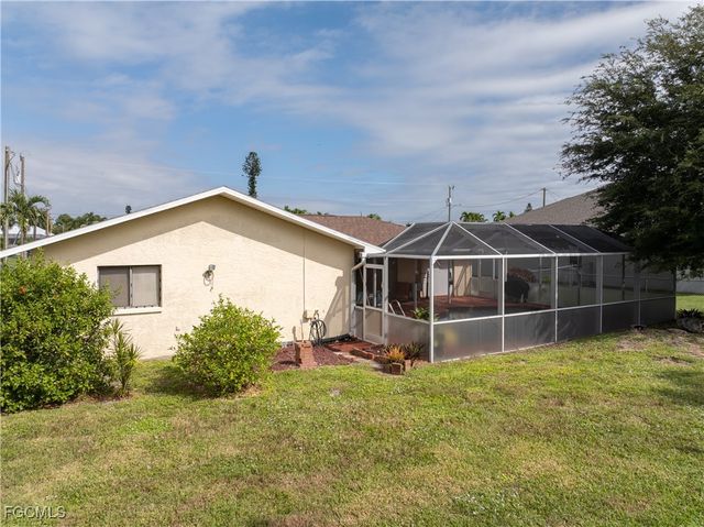 1120 SE 29th TER, Cape Coral, FL 33904