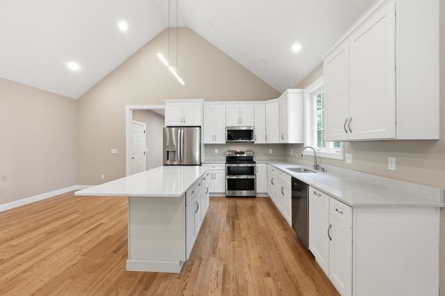 18 Lakeshore Drive, Douglas, MA 01516