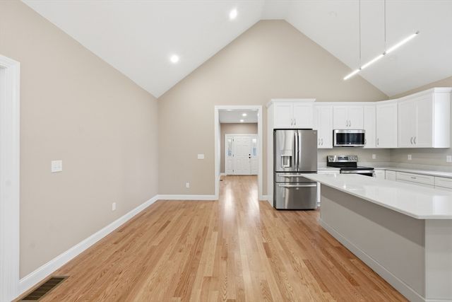 18 Lakeshore Drive, Douglas, MA 01516