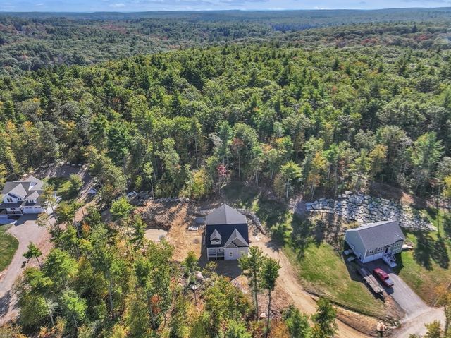 18 Lakeshore Drive, Douglas, MA 01516