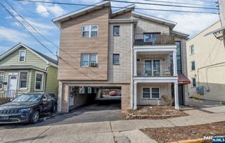 349 Gorge Road, Cliffside Park, NJ 07010