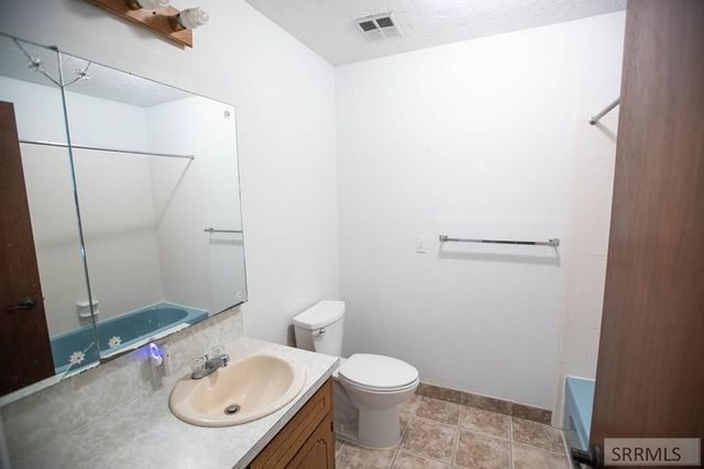 3741 E 800 N, Rigby, ID 83442