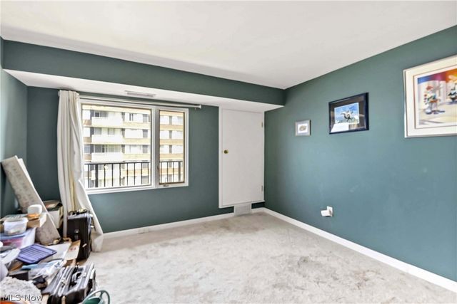 12500 Edgewater Drive 1201, Lakewood, OH 44107