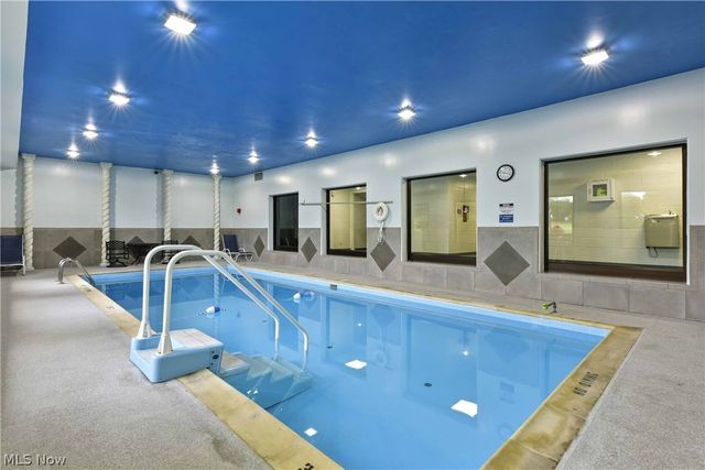 12500 Edgewater Drive 1201, Lakewood, OH 44107
