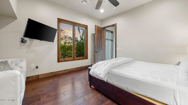 7101 N Quartz Mountain Road, Paradise Valley, AZ 85253