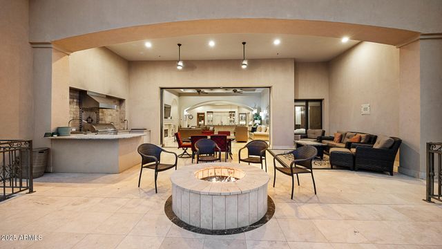 7101 N Quartz Mountain Road, Paradise Valley, AZ 85253