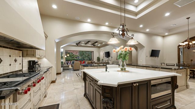 7101 N Quartz Mountain Road, Paradise Valley, AZ 85253