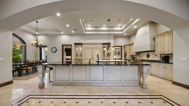 7101 N Quartz Mountain Road, Paradise Valley, AZ 85253