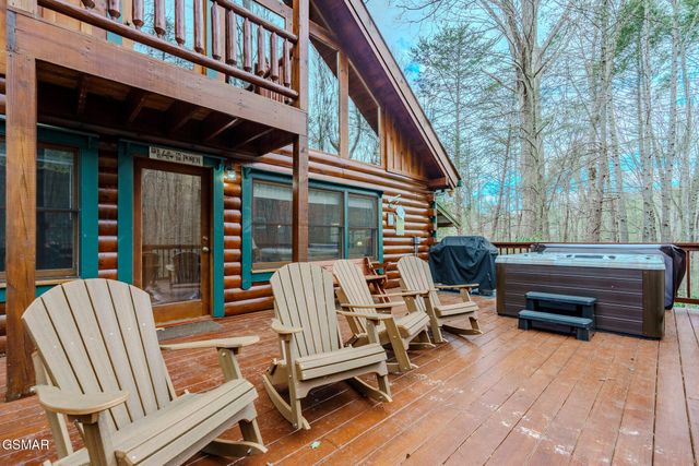 3140 Brothers Way, Sevierville, TN 37862