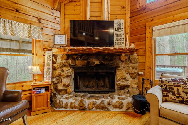 3140 Brothers Way, Sevierville, TN 37862