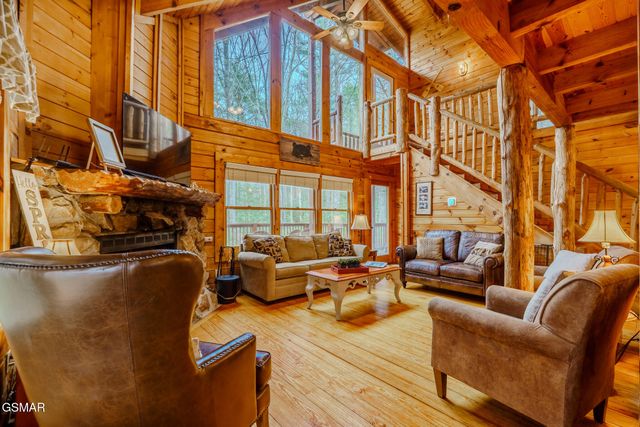 3140 Brothers Way, Sevierville, TN 37862