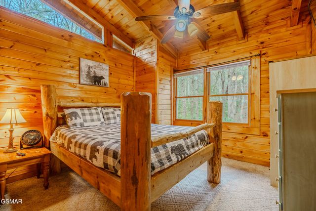 3140 Brothers Way, Sevierville, TN 37862