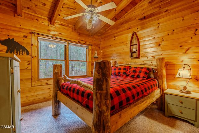 3140 Brothers Way, Sevierville, TN 37862