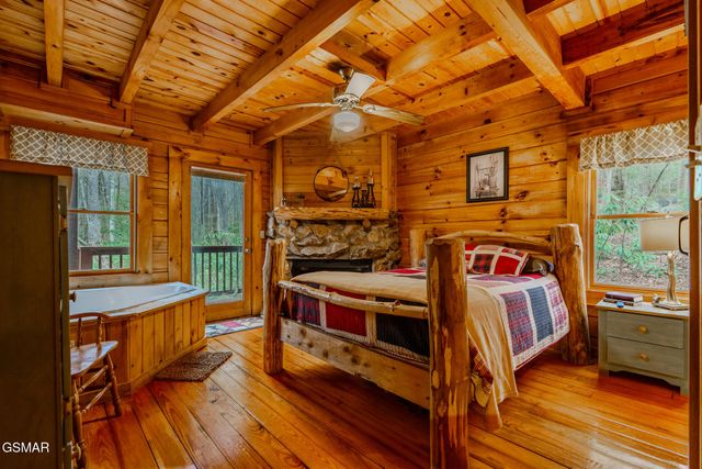 3140 Brothers Way, Sevierville, TN 37862