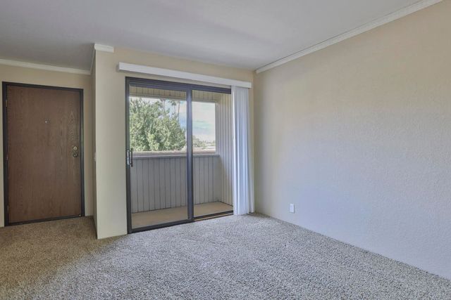 2820 N Arcadia Court B208, Palm Springs, CA 92262
