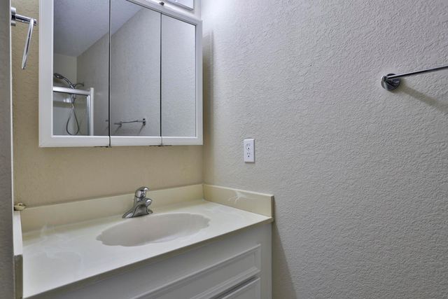 2820 N Arcadia Court B208, Palm Springs, CA 92262