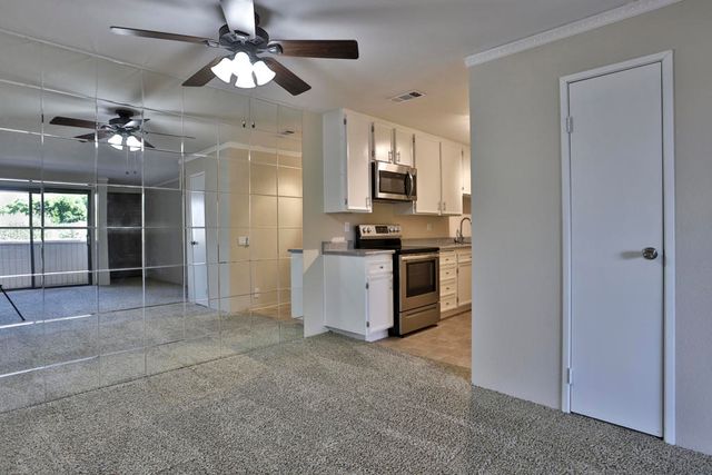 2820 N Arcadia Court B208, Palm Springs, CA 92262