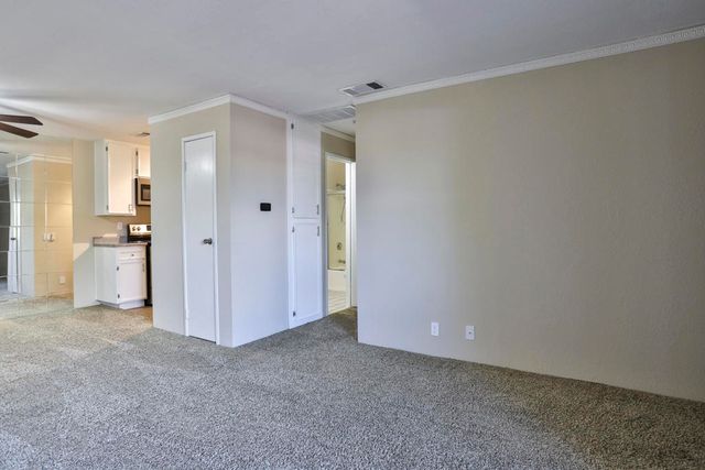 2820 N Arcadia Court B208, Palm Springs, CA 92262