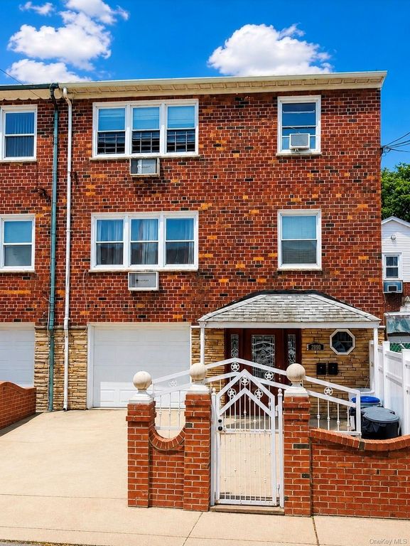2890 E 195th Street, Bronx, NY 10461 — exterior