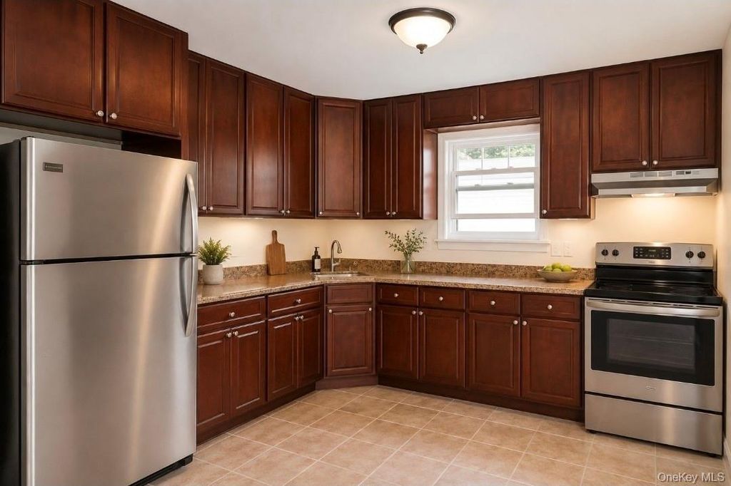 2890 E 195th Street, Bronx, NY 10461 — photo 4