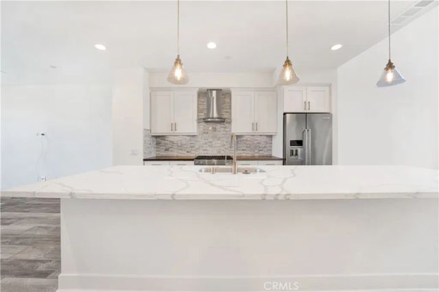 1658 Topanga, Costa Mesa, CA 92627