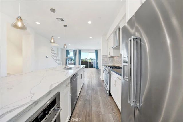 1658 Topanga, Costa Mesa, CA 92627