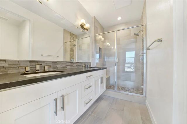 1658 Topanga, Costa Mesa, CA 92627