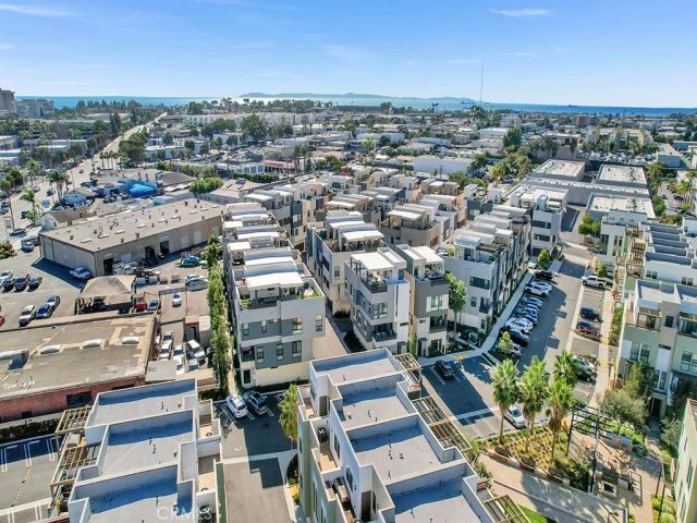 1658 Topanga, Costa Mesa, CA 92627