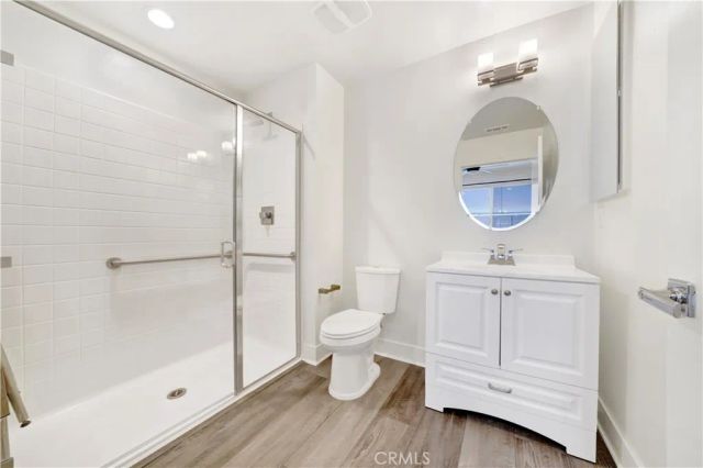 1658 Topanga, Costa Mesa, CA 92627