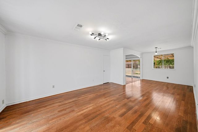 10910 Corona Lane, Houston, TX 77072