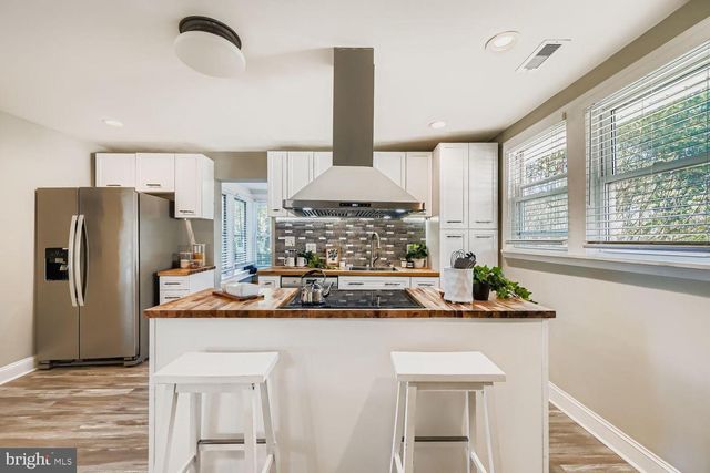 2113 CRAIG LN, Edgewood, MD 21040