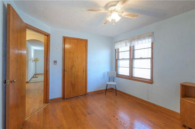 6207 Arcadia Avenue, Kansas City, KS 66102