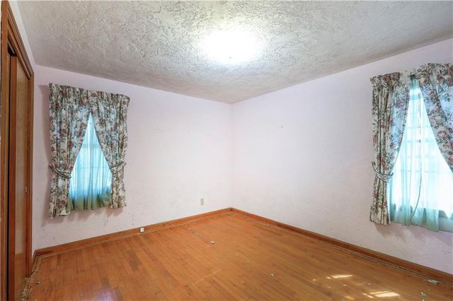 6207 Arcadia Avenue, Kansas City, KS 66102