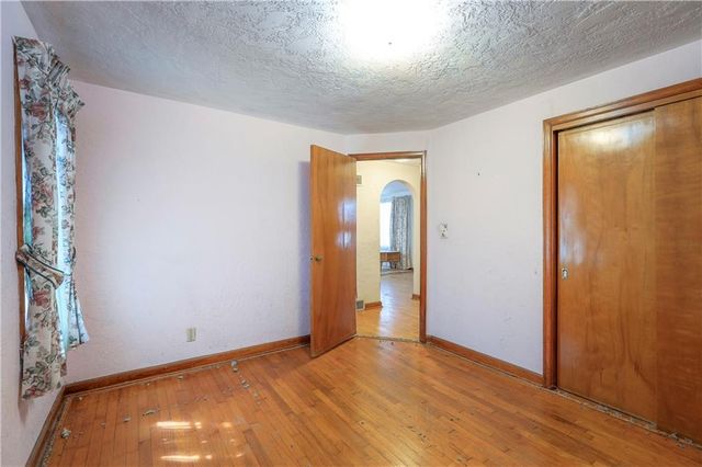 6207 Arcadia Avenue, Kansas City, KS 66102