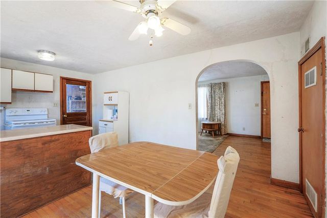 6207 Arcadia Avenue, Kansas City, KS 66102