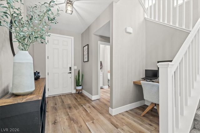 5633 LOWELL CLIFF Street, North Las Vegas, NV 89081