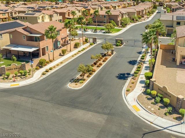 5633 LOWELL CLIFF Street, North Las Vegas, NV 89081