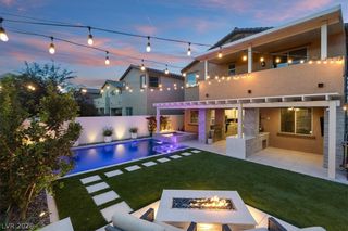 5633 LOWELL CLIFF Street, North Las Vegas, NV 89081