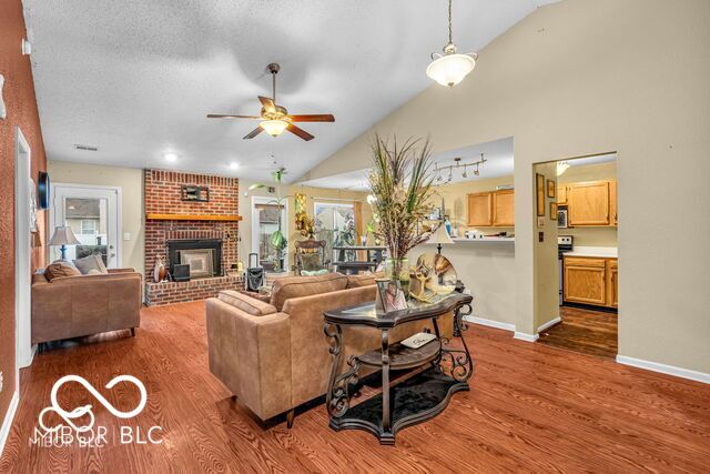 5850 Woodcote Drive, Indianapolis, IN 46221