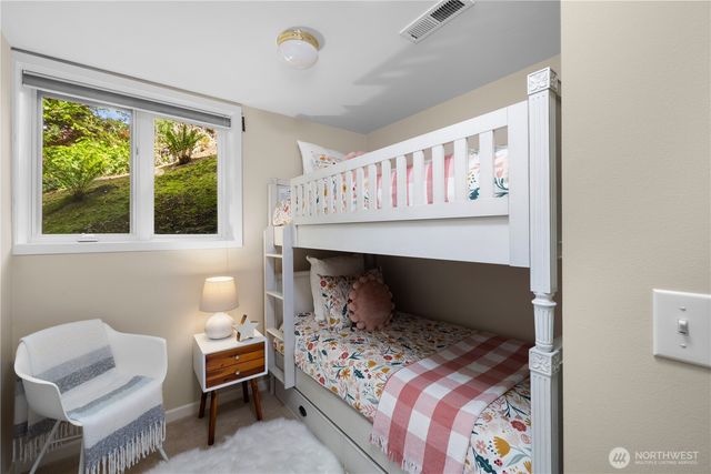3813 W Mercer Way, Mercer Island, WA 98040