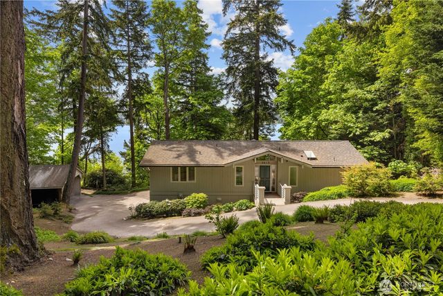 3813 W Mercer Way, Mercer Island, WA 98040