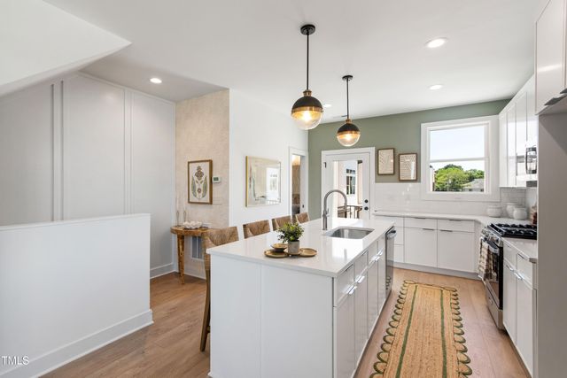 1313 Garner Road 101, Raleigh, NC 27610