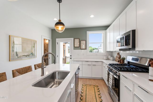 1313 Garner Road 101, Raleigh, NC 27610