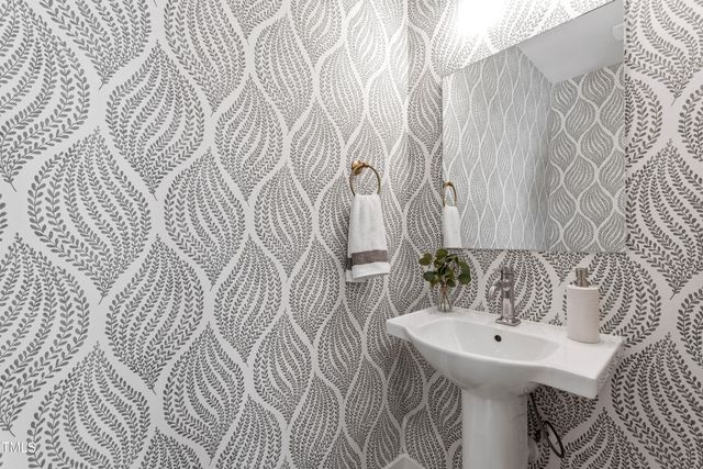 1313 Garner Road 101, Raleigh, NC 27610