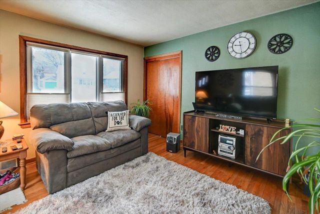 2122 E Johnson Street, Madison, WI 53704